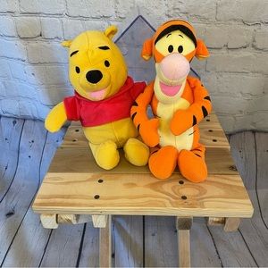 Winnie the Pooh and Tigger plush